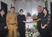 Wakil Wali Kota Sampaikan Turut Berduka Cita ke Keluarga Almarhumah Neeltje Watuseke