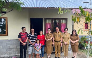 Wali Kota dan Wakil Wali Kota Tomohon Tinjau Pembangunan Rumah Layak Huni di Kakaskasen Dua