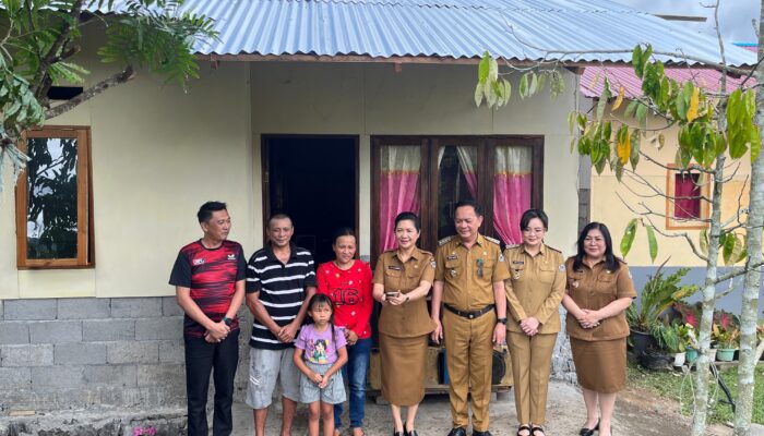 Wali Kota dan Wakil Wali Kota Tomohon Tinjau Pembangunan Rumah Layak Huni di Kakaskasen Dua