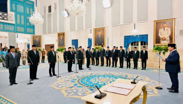 Presiden Prabowo Lantik Sejumlah Pejabat Negara, Perkuat Kabinet Periode 2024–2029