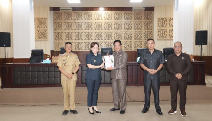 Sendy Rumajar Sampaikan KUA-PPAS 2027, Pemkot Tomohon Targetkan Pertumbuhan Ekonomi hingga 6,25 Persen
