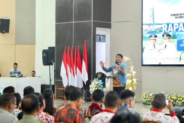 Gubernur Yulius: Penyuluh Pertanian Harus Jadi Penggerak Inovasi dan Penjaga Ketahanan Pangan Sulut
